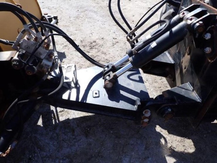 2014-new-holland-t4.75-image-30