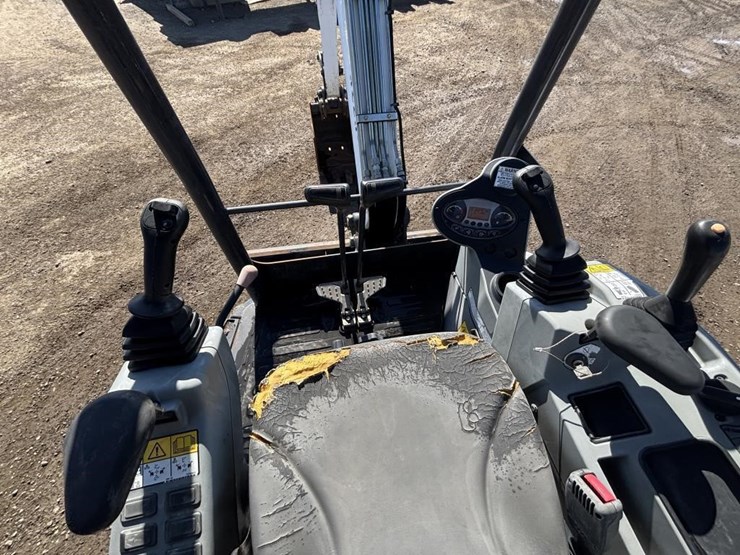 2020-bobcat-e26-image-26