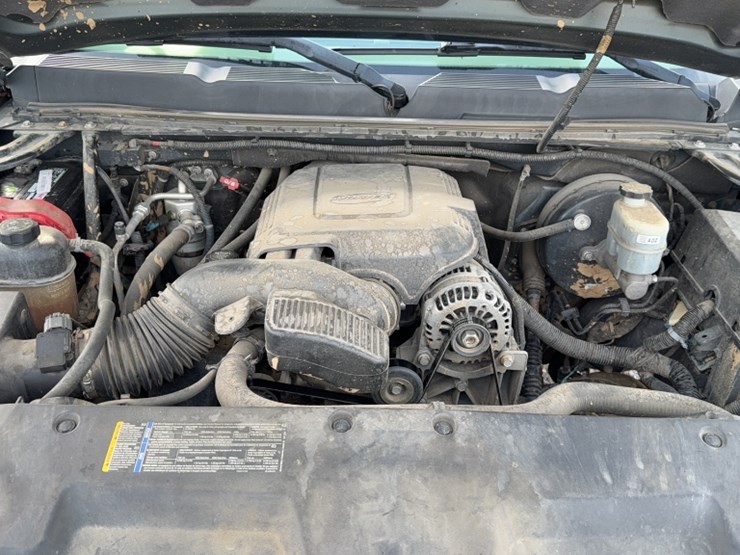 #4019-•-2009-chevy-silverado-pickup-truck-image-23