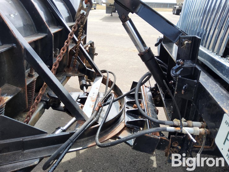 2006-international-7400-image-10