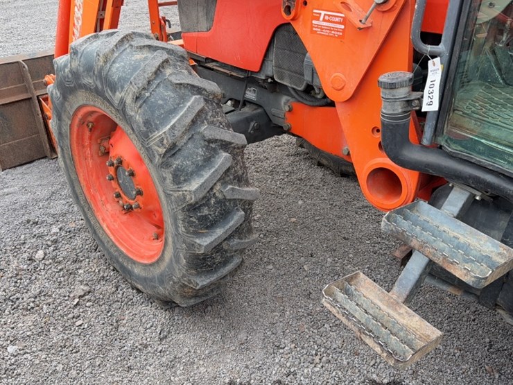 kubota-m8540-image-13