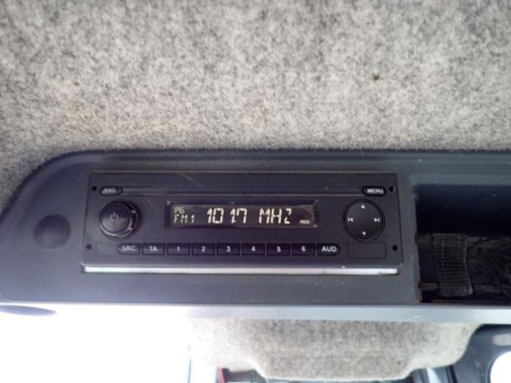 2018-deere-450k-image-17