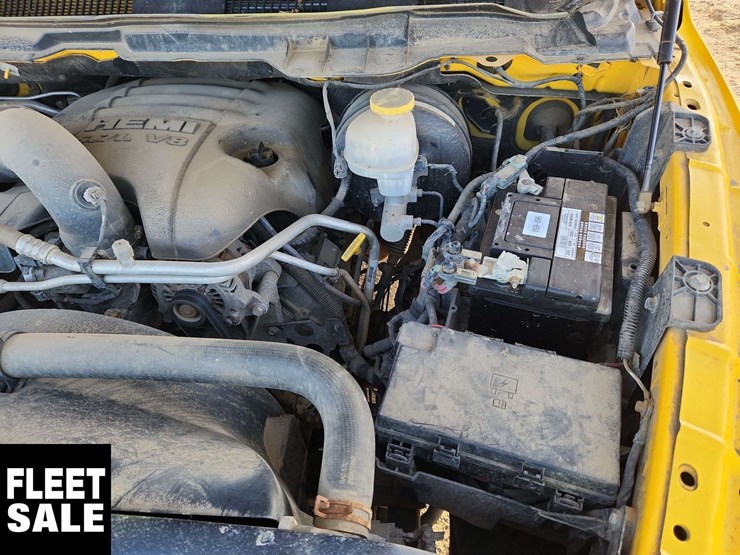 2019-ram-1500-classic-image-27