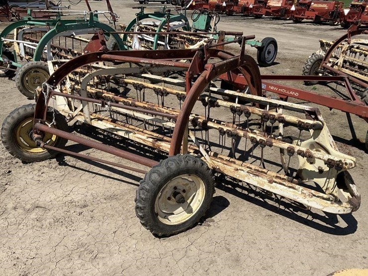 new-holland-260-image-13