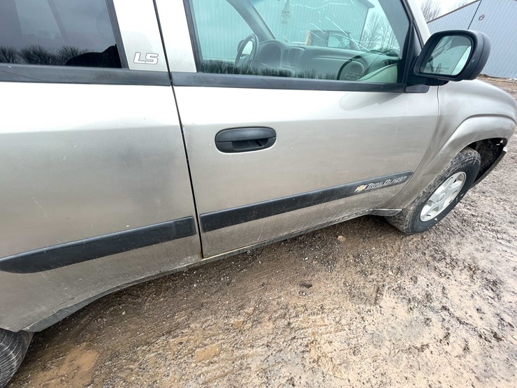 2003-chevrolet-trailblazer-image-36