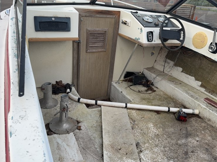 #4009-•-1979-dynamagles-21'-boat-image-11