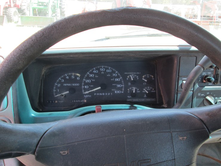 1996-gmc-2500-image-35