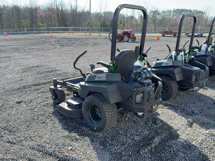 #4070-•-yakta-yxr-320-zero-turn-mower-image-10
