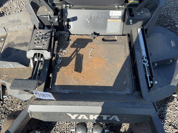 #4053-•-yakta-yxr-120-zero-turn-mower-image-5