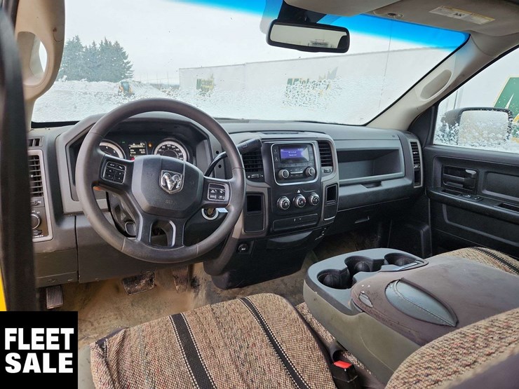 2019-ram-1500-classic-image-19