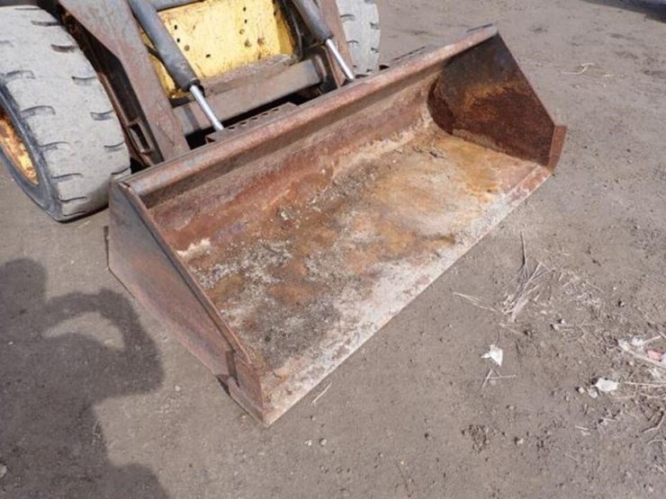 2005-new-holland-ls185b-image-27