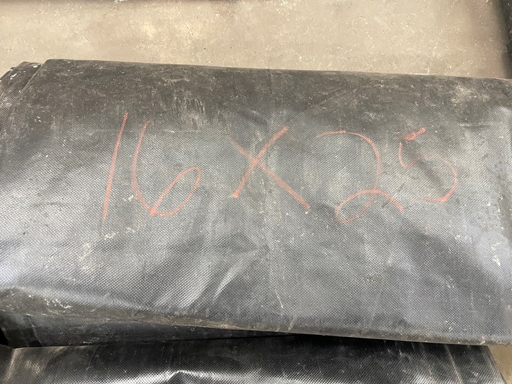 #2569-•-pallet-of-new-tarps-(columbia-heights,-mn)-image-5