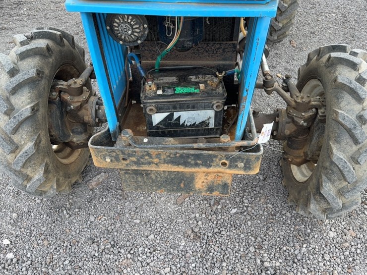 #3065-•-ranch-master-254-tractor-image-4