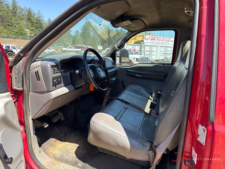 2001-ford-f450-xl-image-24