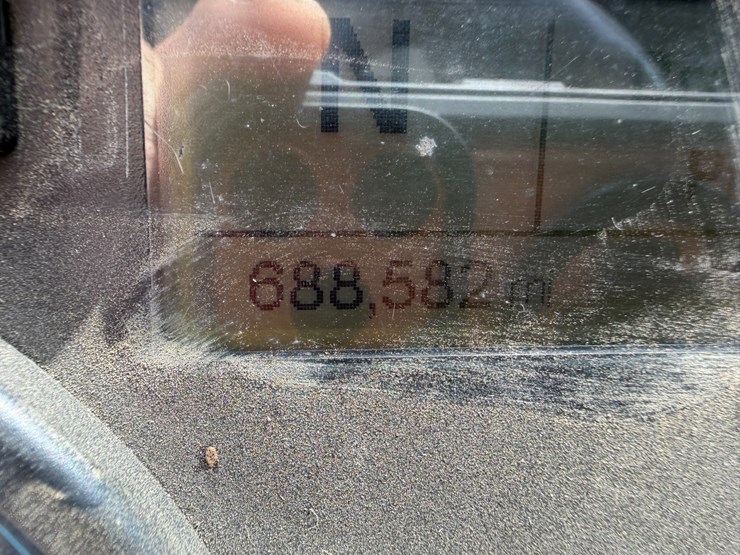 2018-freightliner-122sd-image-95