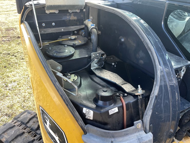 2020-deere-60g-image-24