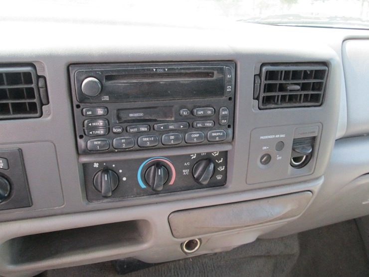 2001-ford-f250-image-34