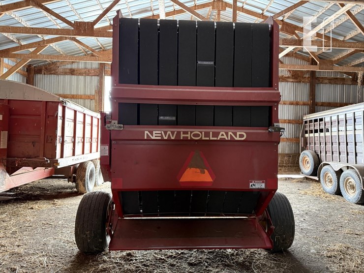 new-holland-664-image-4