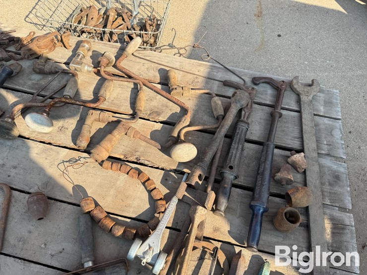 antique-tools-image-12