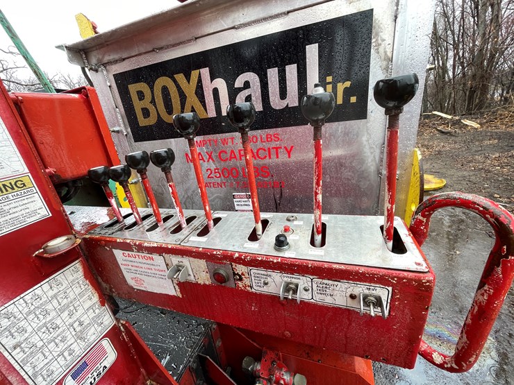 2000-international-4700-image-22