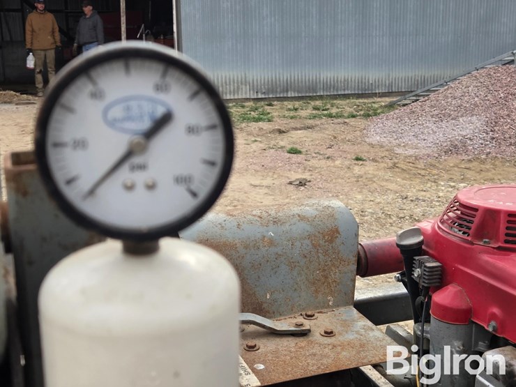 b&b-nitzsche-weeder-3-place-spray-buggy-image-13