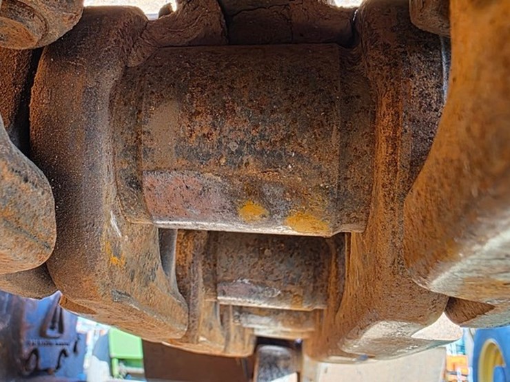 2013-case-850m-image-20