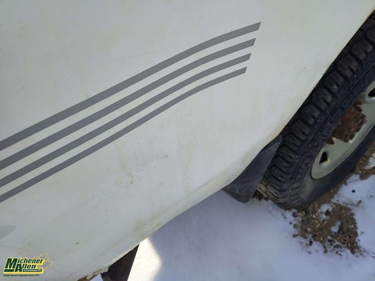 2009-gmc-sierra-2500hd-image-28