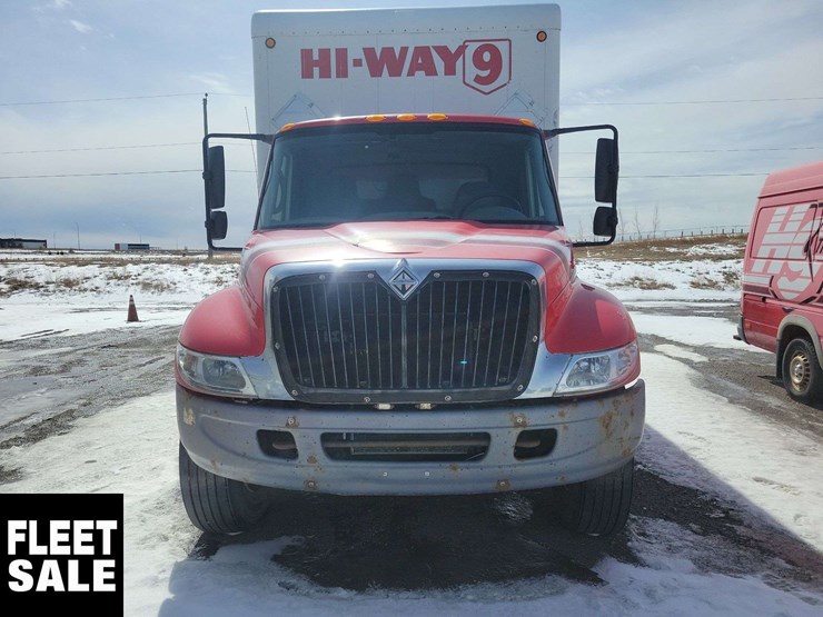 2007-international-durastar-4300-image-2