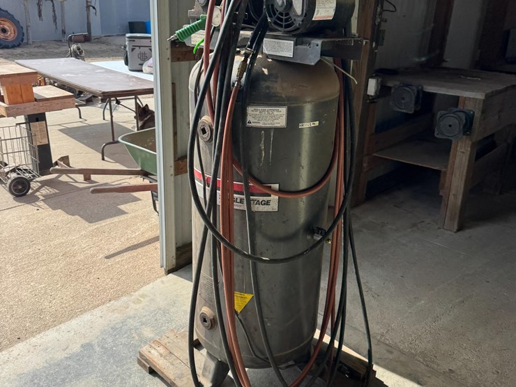 sanborn-air-compressor-image-1