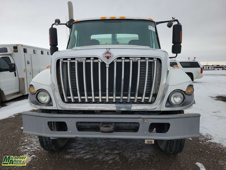 2009-international-workstar-7500-image-3