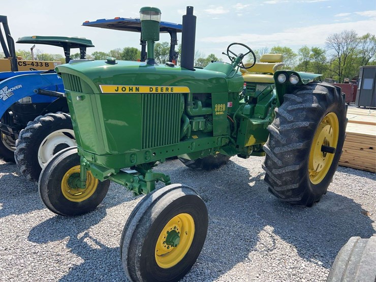 1967-john-deere-3020-image-2