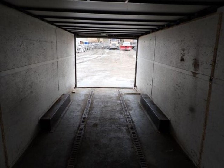 2016-discovery-24-ft-t/a-enclosed-trailer-1d9r1202-image-23