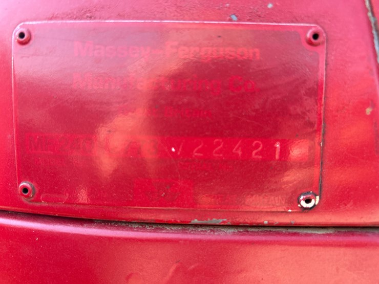 massey-ferguson-240-image-11