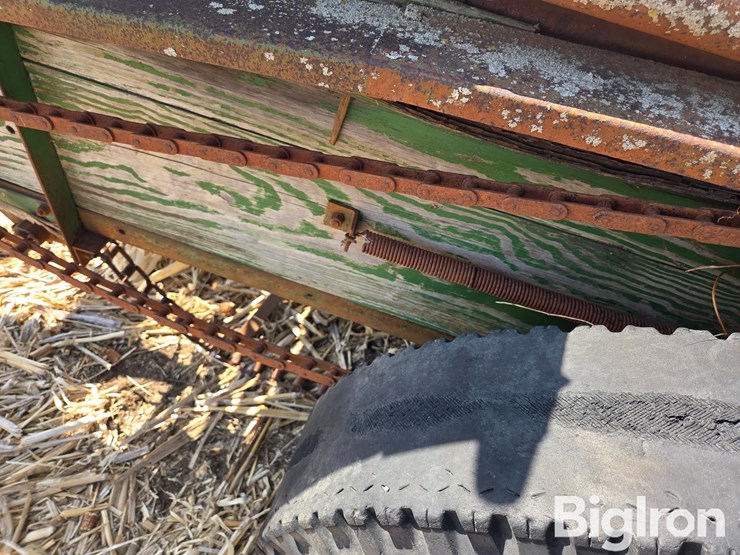 john-deere-manure-spreader-image-19