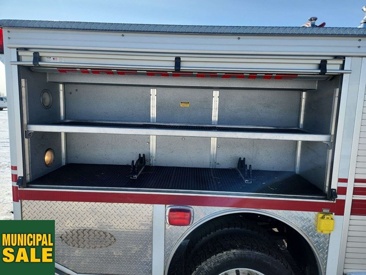 2005-ford-f550-image-29