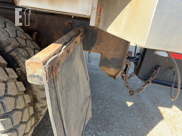 2005-kenworth-t800-image-38