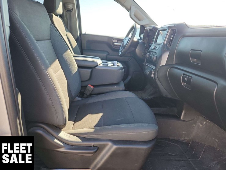 2022-chevrolet-silverado-1500-image-18