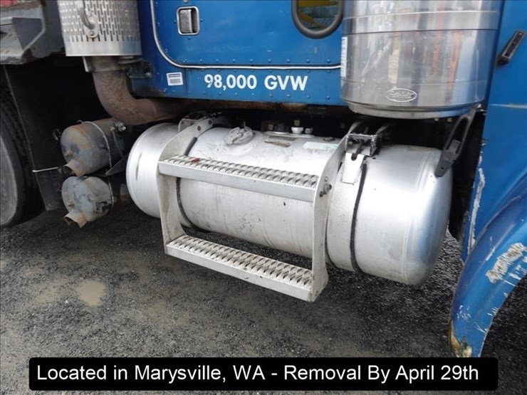 1997-peterbilt-378-image-32