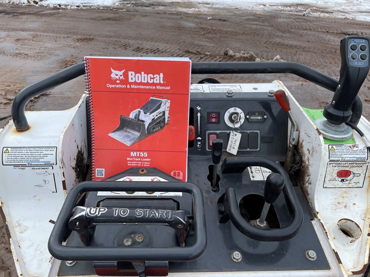 2022-bobcat-mt55-image-16