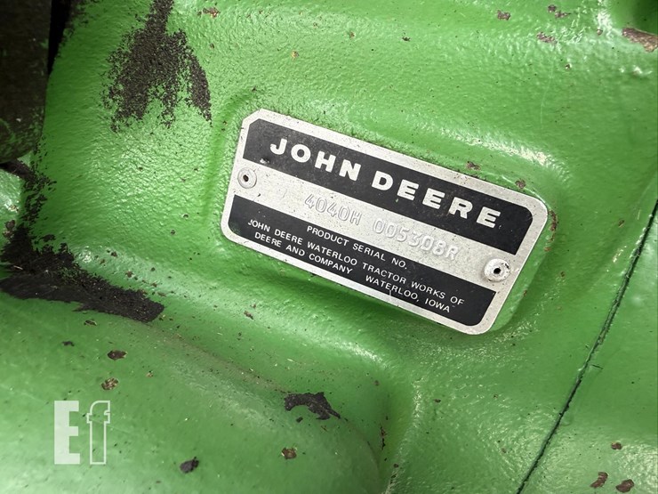 john-deere-4040-image-43