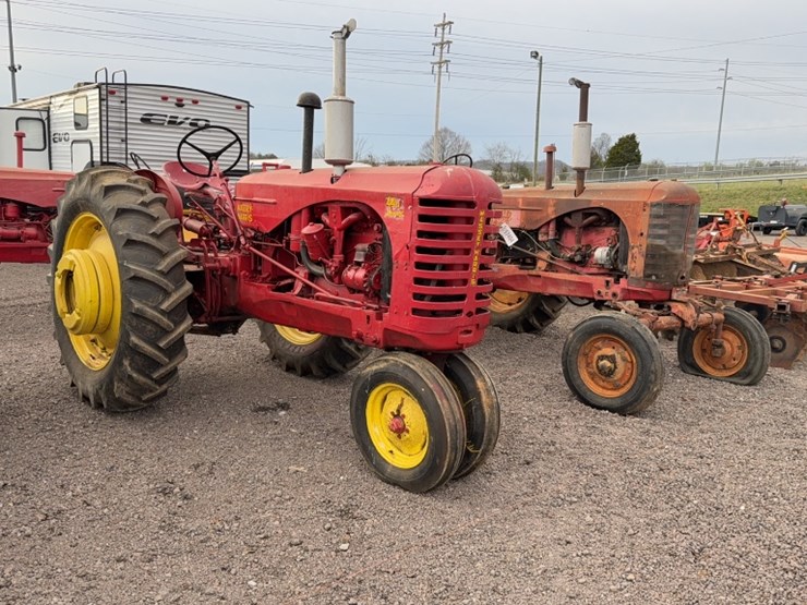massey-harris-44d-special-image-3
