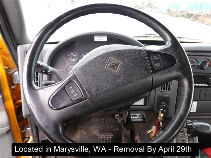 2002-international-durastar-4400-image-14