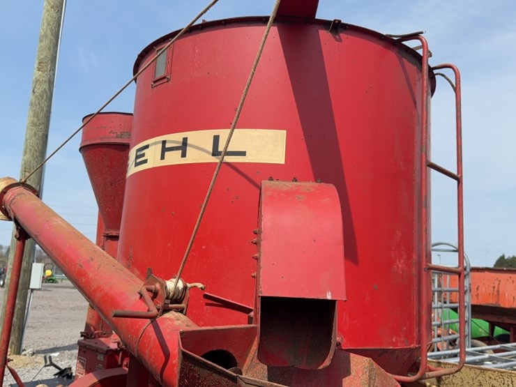 3448-gehl-55-image-7