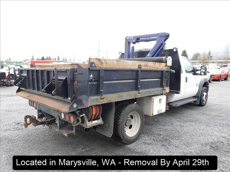 2011-ford-f550-image-28