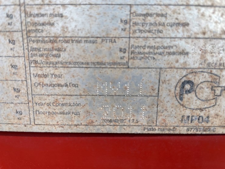 2011-new-holland-h8060-image-60