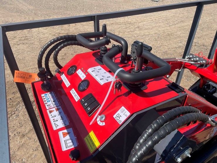 #364-•-unused-2026-agt-skid-steer-loader-(princeton,-mn)-image-11