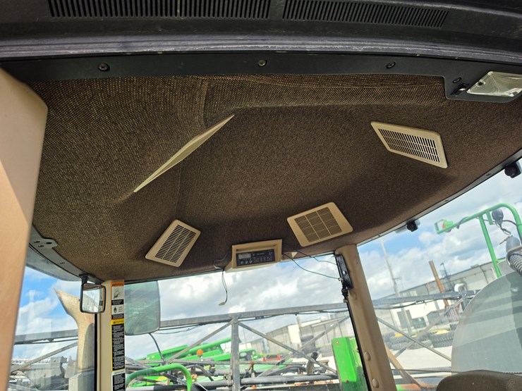 1998-john-deere-4700-image-6