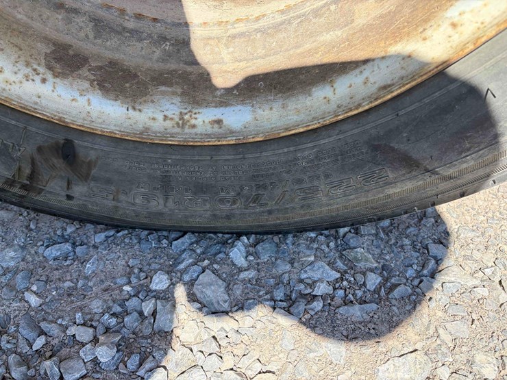 2003-chevrolet-c4500-stake-body-dump-image-6