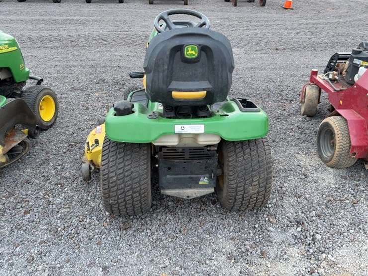2013-john-deere-x320-image-6