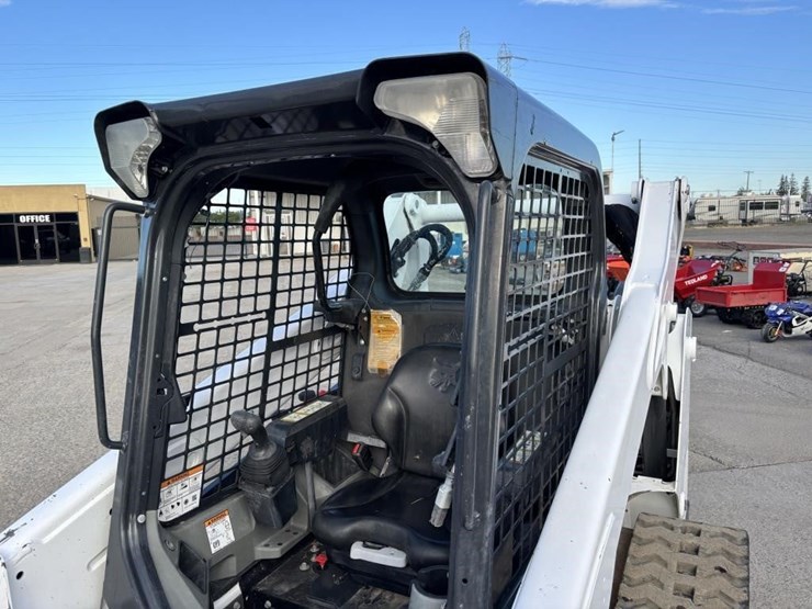 2019-bobcat-t590-image-18